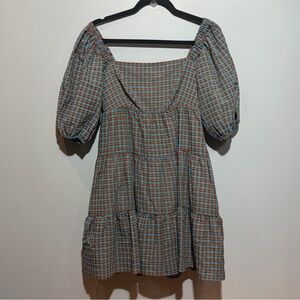 NWT Wayf Tiered Dress